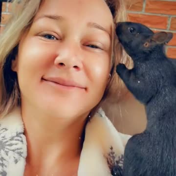 SQUIRREL loves his HUMAN mom 😍🤩