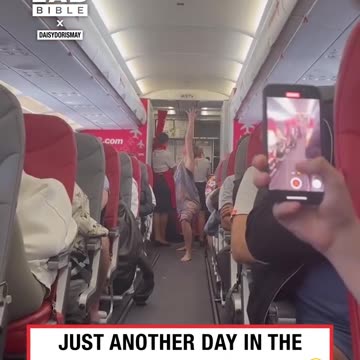 The things you see on budget airlines 🙈