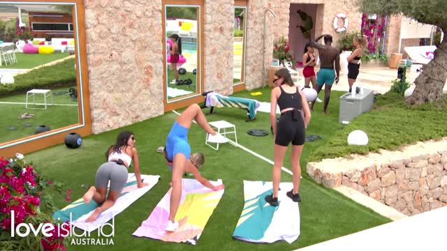 Exclusive: The Islanders talk about the meaning behind colours | Love Island Australia 2022