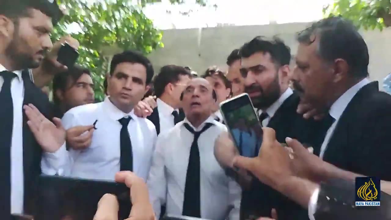 Chairman PTI Imran Khan's Lawyer Latif Khosa Important Media Talk outside Islamabad High Court