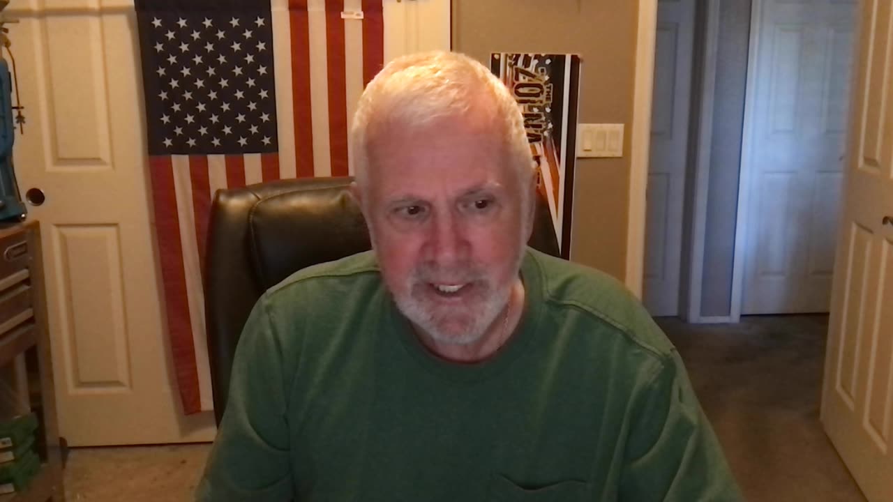 Section 3 Of The 14th Amendment Disqualifies Trump From Public Office!