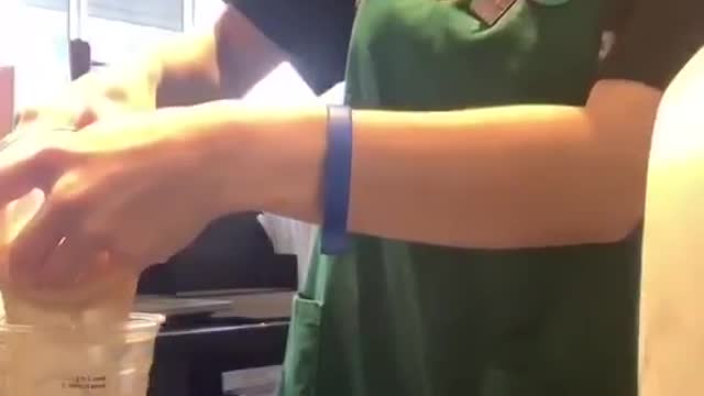 THIS STARBUCKS WORKER IS GOING TO HEAVEN