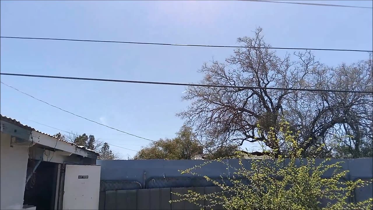 Blue Skies for Tucson Airshow but Chemtrails next day!