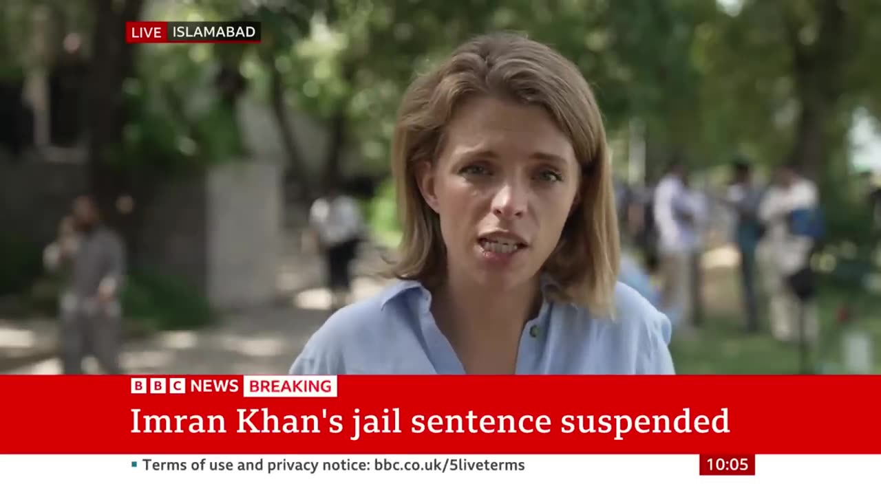 Imran Khan: Jail term suspended for Pakistan's former leader