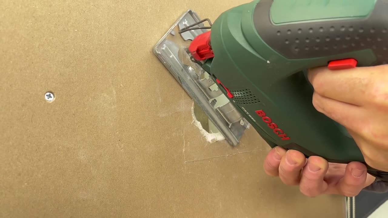 [2023-04-18] 60-Year-Old Mason Was Stunned by This Method! Repair Hole in Drywall in 5 Minutes