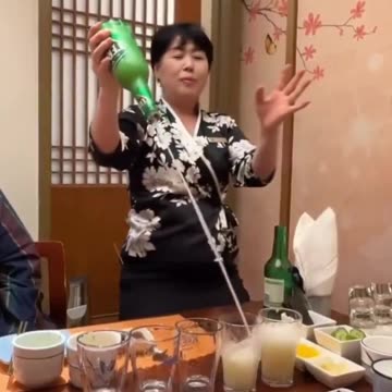 Watch how this Korean lady pours beer