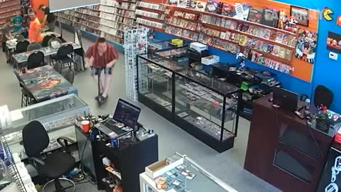 Hilarious CCTV Fails Of 2023