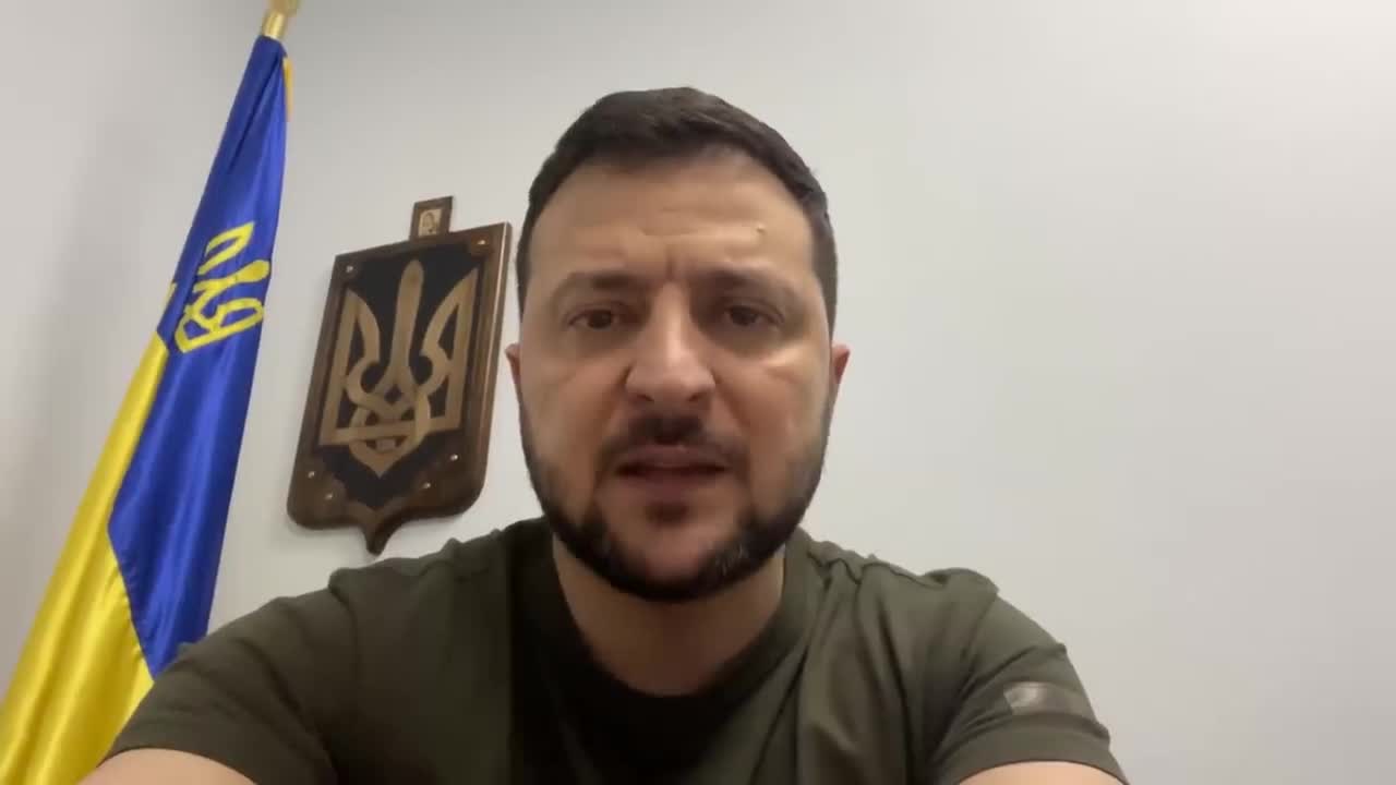 Zelensky tried to justify himself for surrendering the Azov Battalion (En Subtitles)