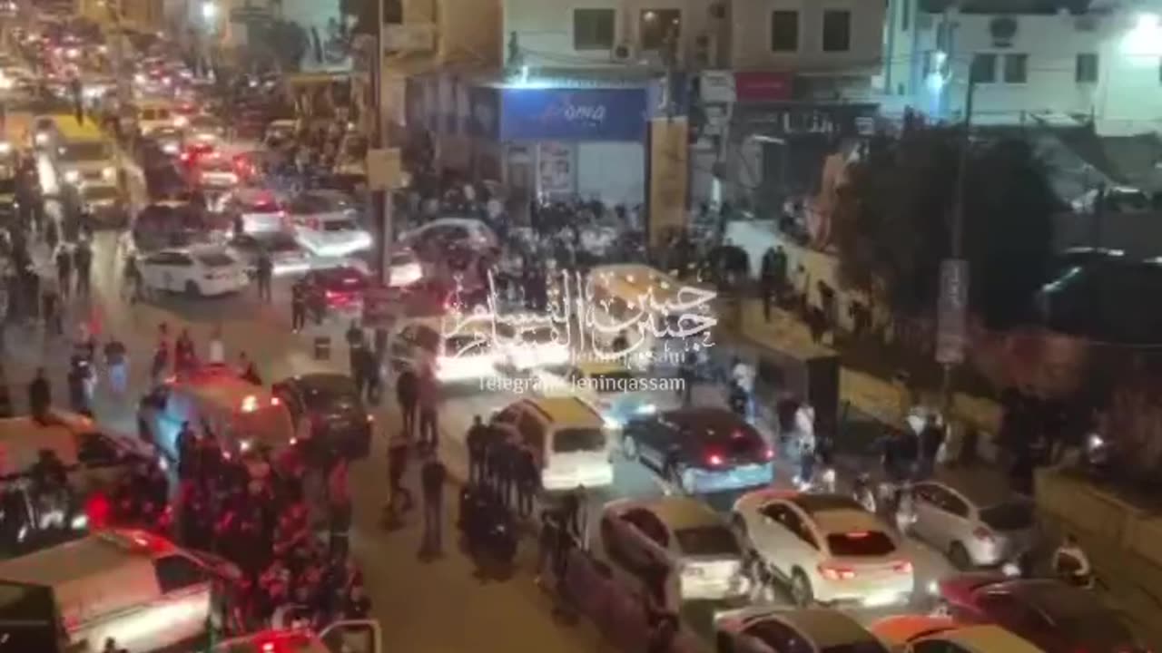 Massive uprising by Palestinians in Jerusalem underway towards Jerusalem