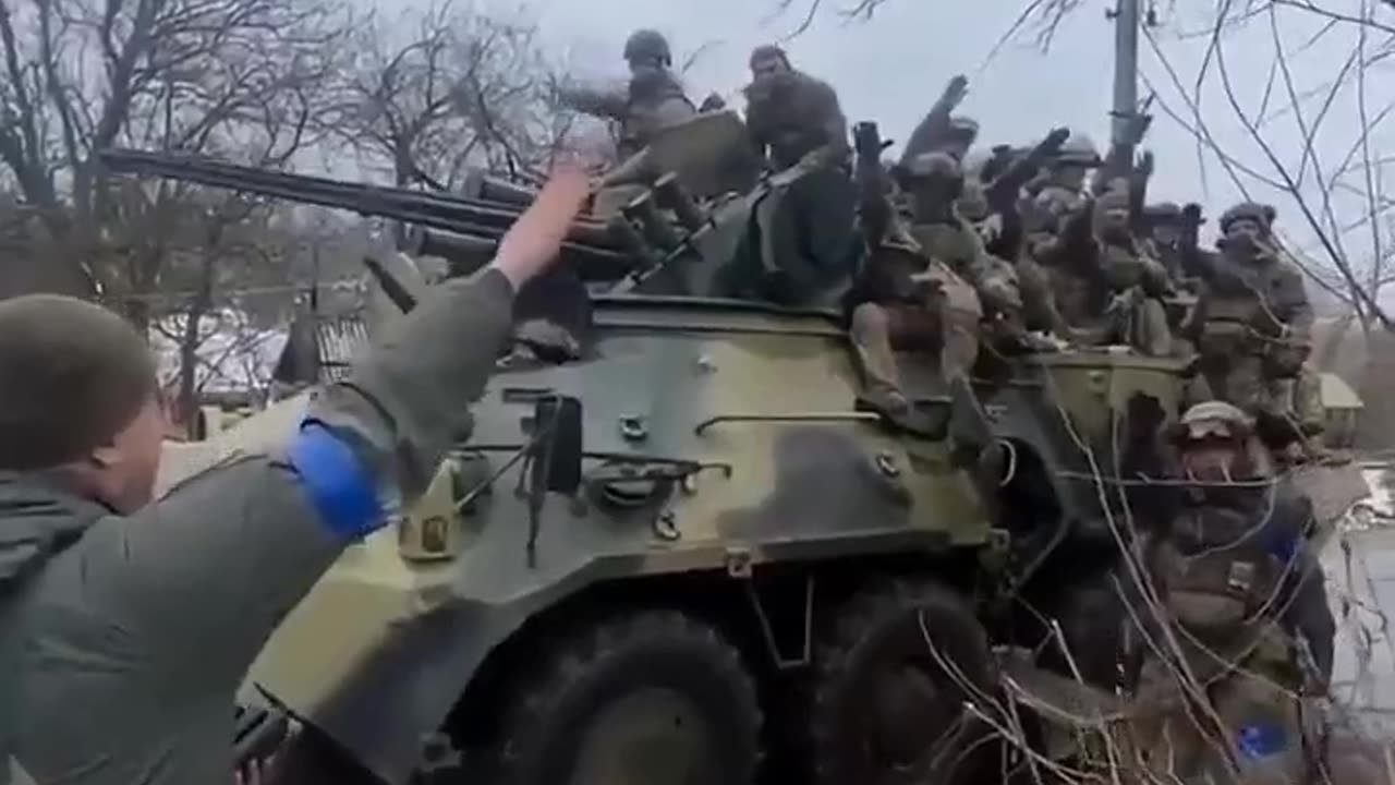 Ukrainian Military Doing NAZI SALUTE.