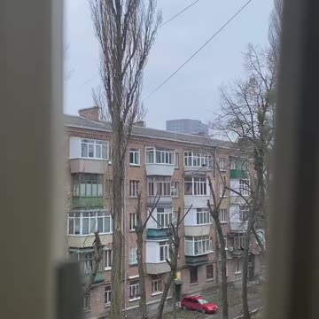 Sirens sound again in Kiev