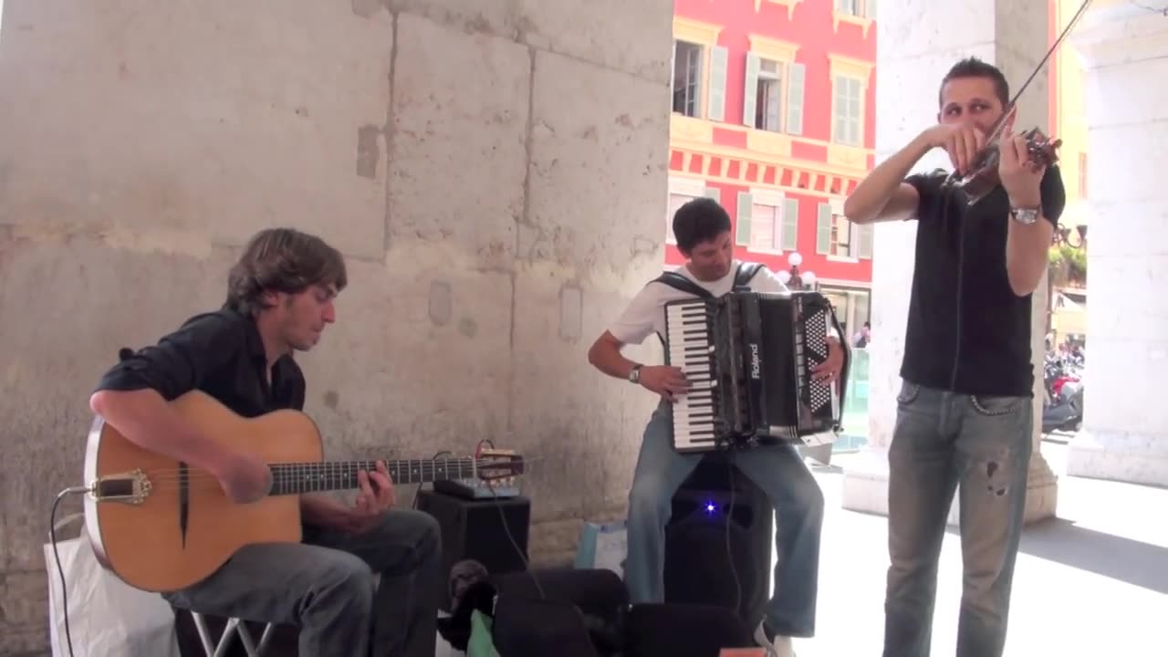 Street Music (Gypsy Jazz).