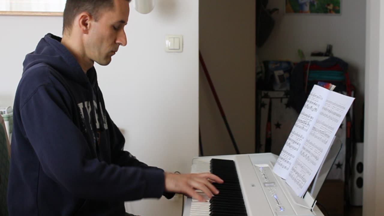 George Gershwin: Someone to watch over me (piano)