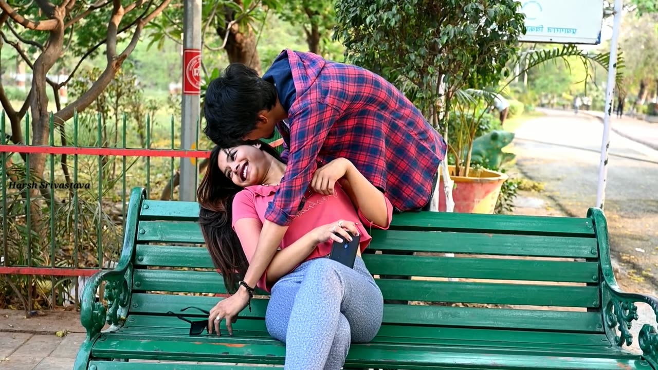 ALMOST KISSING -- TO CUTE GIRLS PRANK (GONE ROMANTIC) HARSH SRIVASTAVA(1080P_HD)