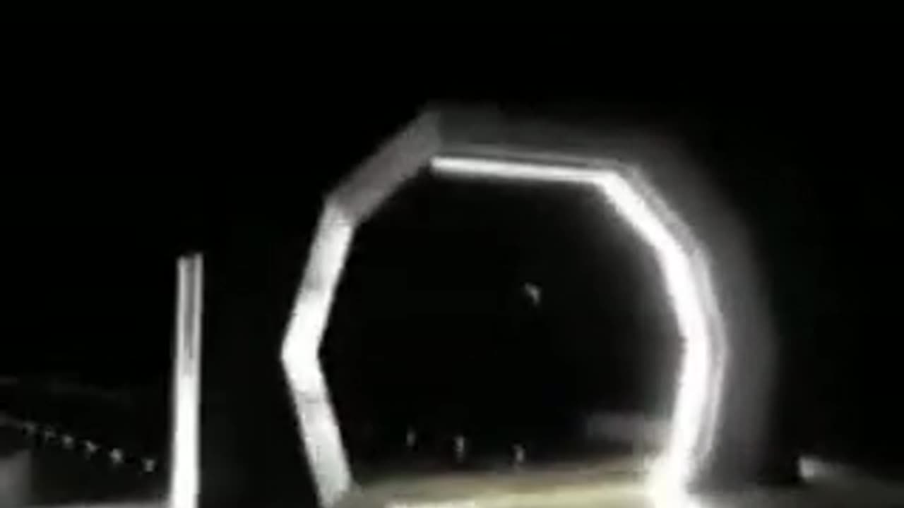 REAL STARGATE FOOTAGE?! IT LOOKS AWESOME!