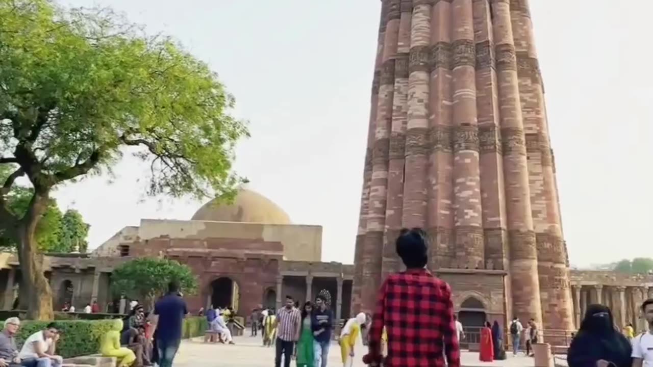 Qutub Minar The QUTUB Minar, also spelled Qutub Minar