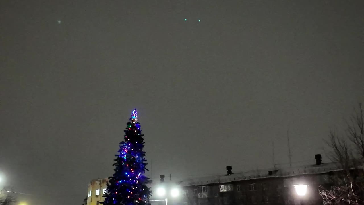 Christmas tree in the yard of Vorkuta