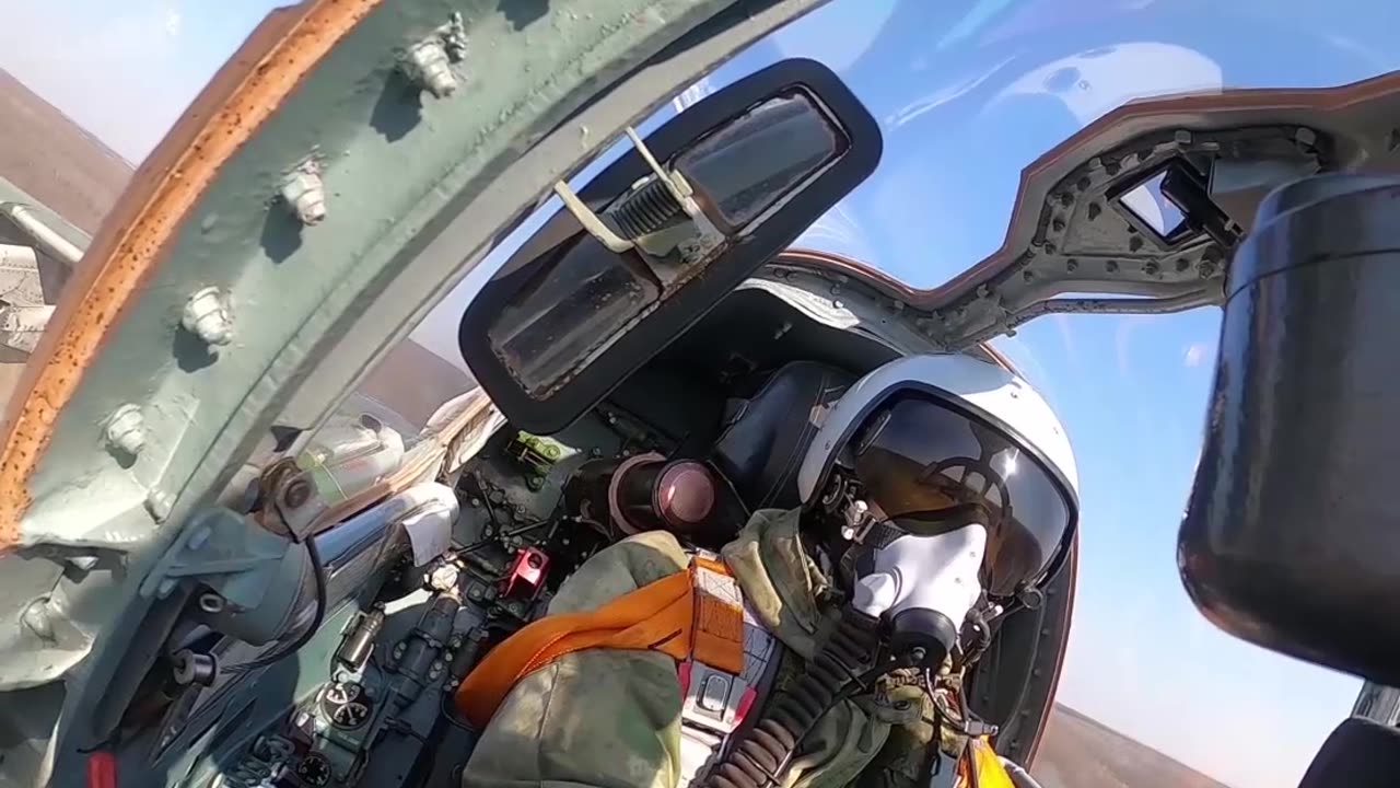 Russia's Su-25 ground-attack aircraft engage facilities and armour