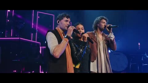 FOR KING + COUNTRY - Love Me Like I Am with Jordin Sparks (Official Performance Video)