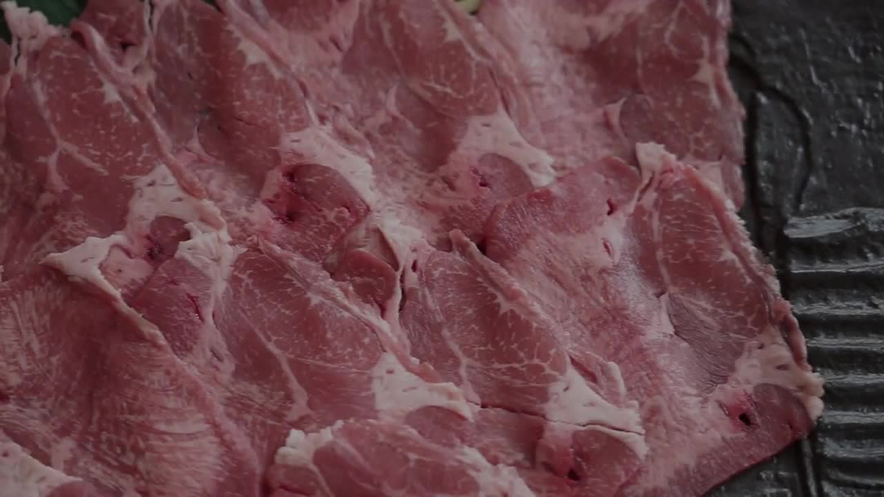 牛たんしゃぶ【 八州 博多駅筑紫口店 ( ハッシュウ ハカタエキチクシグチテン ) 】 < ばりうま / 福岡 / 博多 / グルメ / 人気 / 居酒屋 >