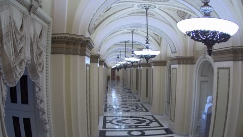 0257USCH02MainDoorHallnearH219_2021-01-06_02h36min58s977ms.mp4
