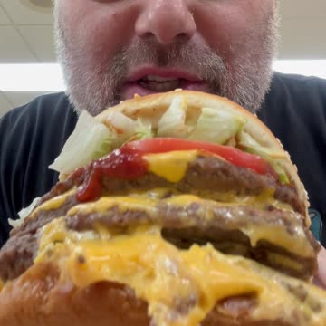 Gorilla Bite Ape Chomp #1 5 Pattie Whopper with 5 pieces of cheese! OH! #amc #djt #apefather #oh