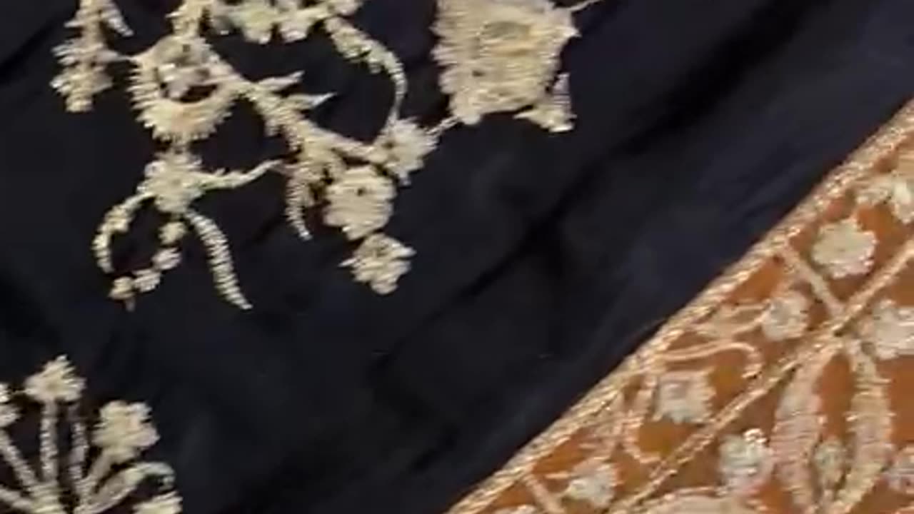 BRAND : ZAINAB CHOTTANI