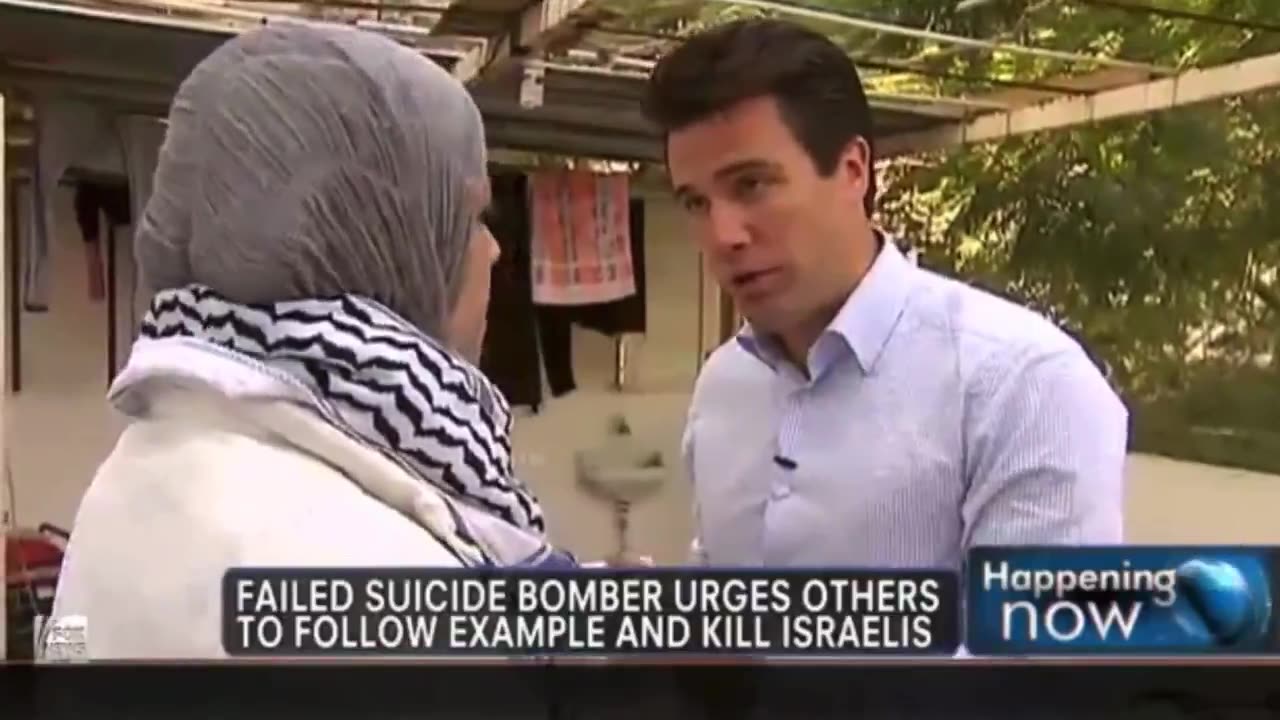 emale Palestinian terrorist bursts into tears after failing to blow herself up in an hospital.