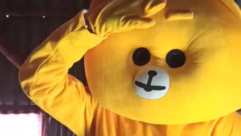 Teddy dancing