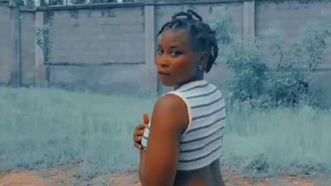 Oww that waist with ssues.