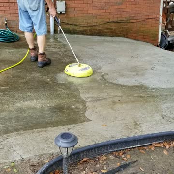How to clean a driveway
