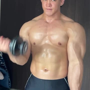 8 Biceps Exercises using only dumbbells