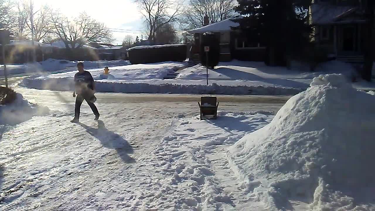 Throwing Water into the Air at Minus 34