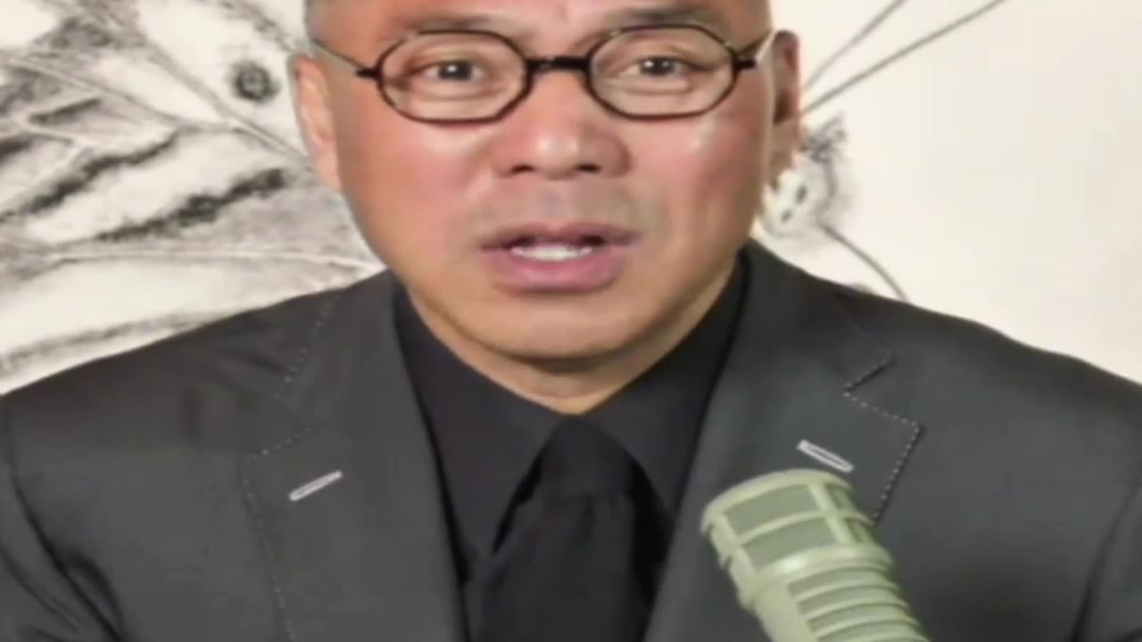 20211010文贵先生直播： #海底捞 玩几千亿，完全是用化学材料！