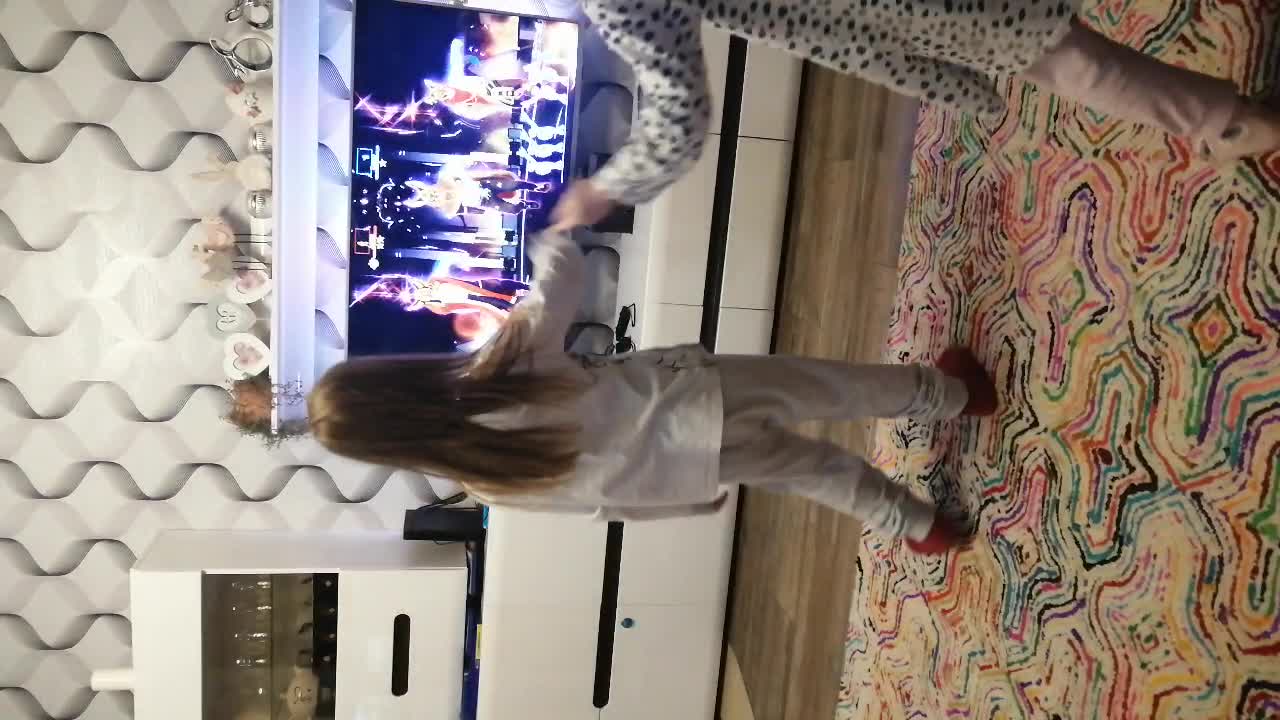 Oliwka Just Dance