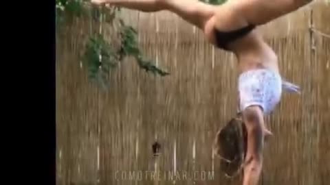 ASTOUNDING FEMALE FITNESS PERFORMANCES 2018(240P)