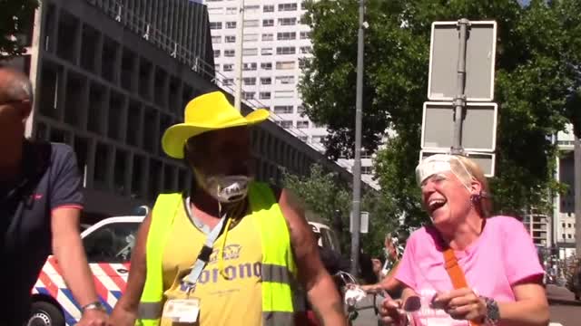 Oude Anti Corona Demo met Willem Engel in Rotterdam, Telegraaf voor rot gescholden!