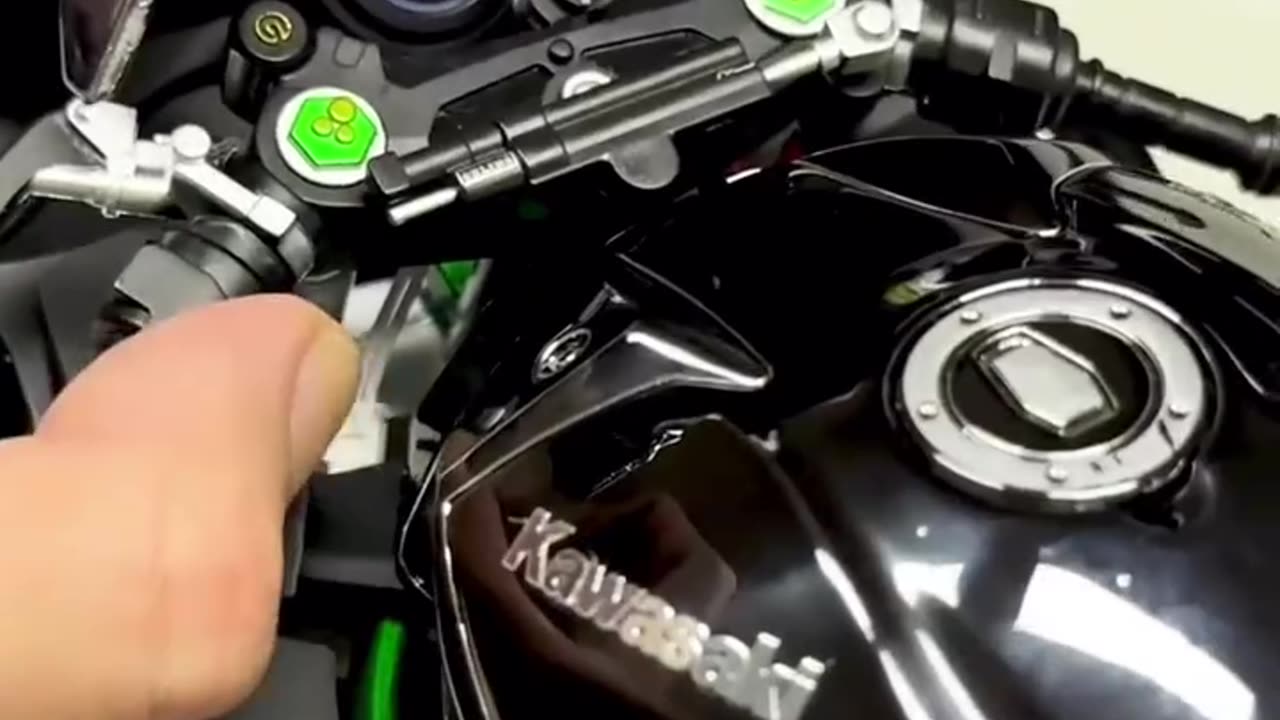 Kawasaki Ninja h2r model