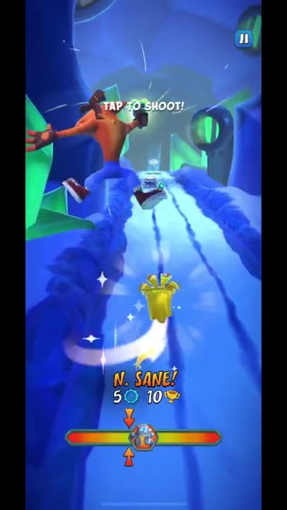 Frosty Mini Robot Battle Run Gameplay - Crash Bandicoot: On The Run!