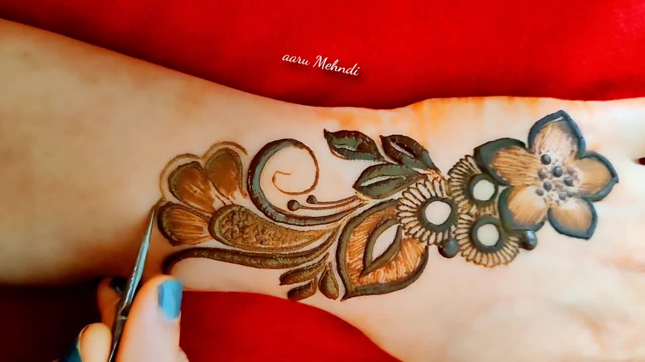 Beautiful Stylish New Dubai Henna Designs Gulf Arabic Mehendi Design Latest Mehndi for Back Hand