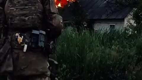 Incredible Combat Mix from Ukrainian Militant that You Don't Want to Miss