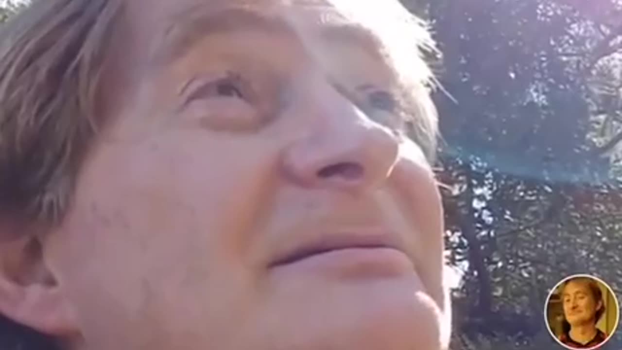 Robin Williams is alive