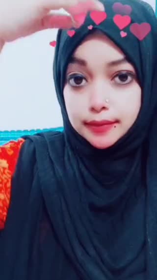 Hijabi Queen items girls live