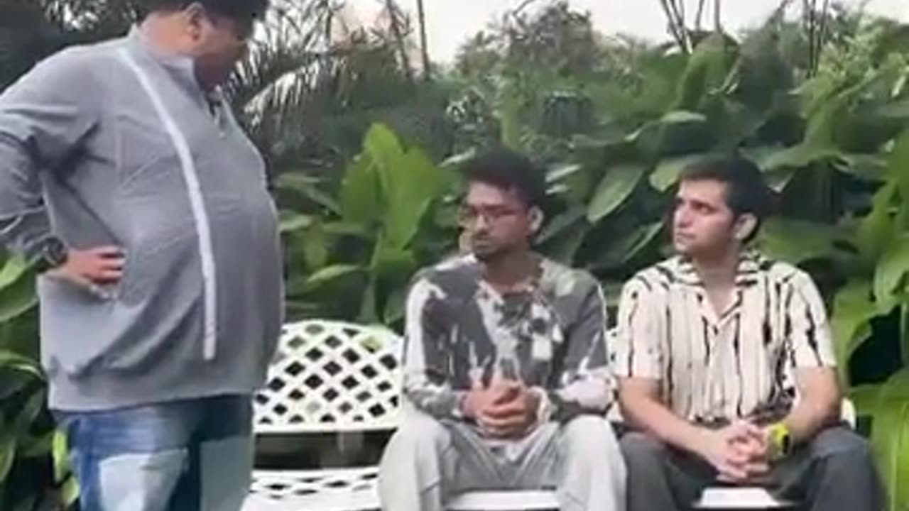 Ashish Fuomedych Memeng