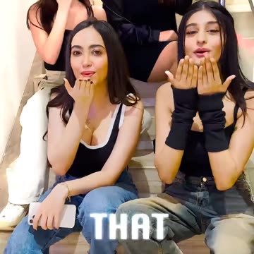 Girl Gamer kiss😘💋🌚