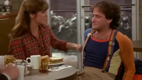 Mork and mindy fun with food and drinks