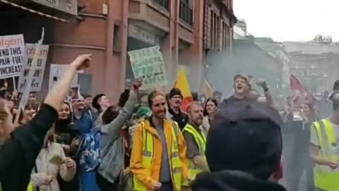 Scots burn electricity bills outside Glasgow energy regulator headquarters We don't pay!