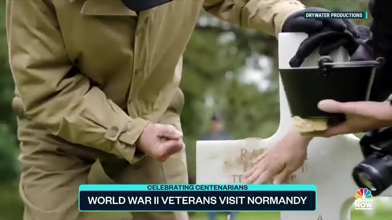 World War II veterans return to Normandy nearly 80 years later