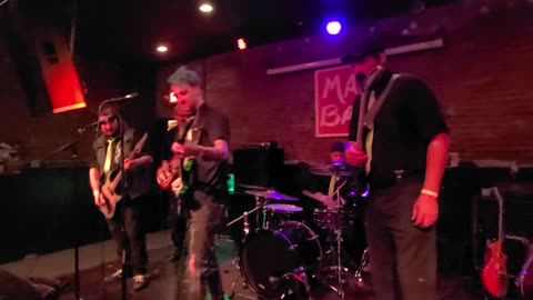 Skipping Stone "Red"