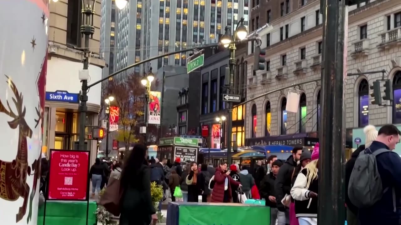 KISS lights up Empire State Building ahead of final show